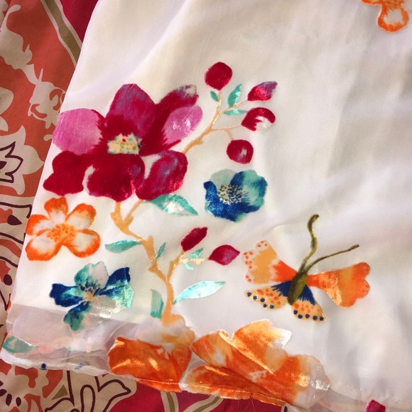 Romantic Floral Summer Tank - Picture 4 of 6